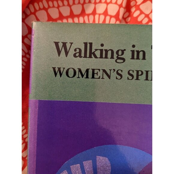 Walking in Two Worlds 1992 Women's Spiritual Paths Christian Theology  Timmerman - Picture 9 of 16